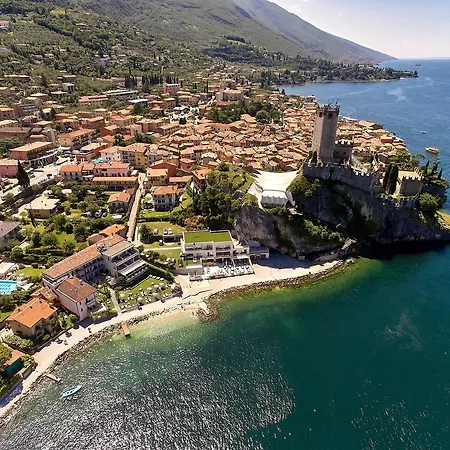 Castello Front Готель 4*