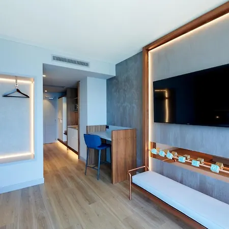 Castello Front 4*